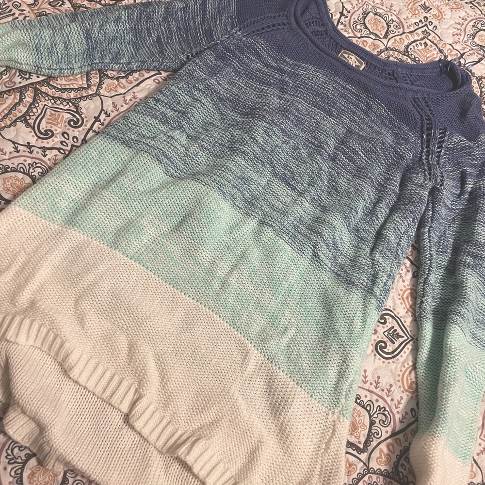 #34 EUC Pacsun Long sleeve top